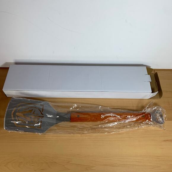 Station Casinos Kitchen Grill Spatula - Picture 6 of 8